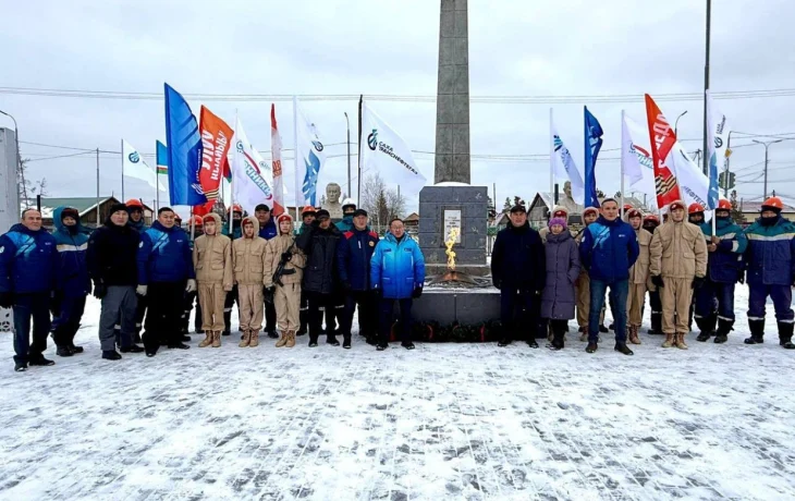В Горном улусе вновь зажгли Вечный огонь