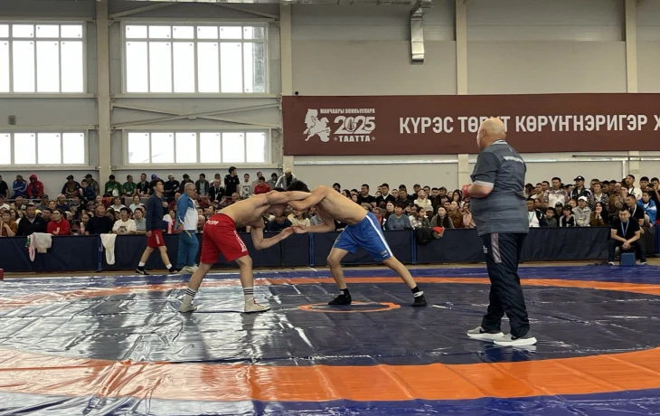 Стали известны чемпионы борьбы хапсагай на Играх Манчаары
