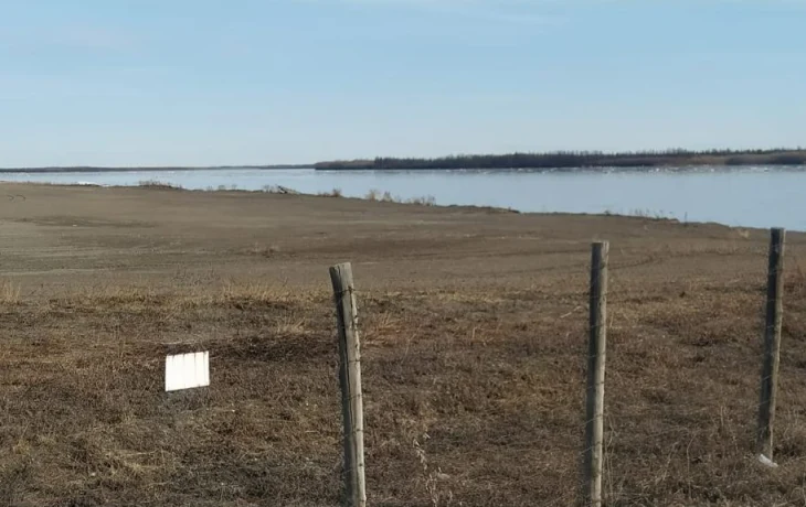 Аэропорт поселка Зырянка временно закрыт из-за подтопления полосы