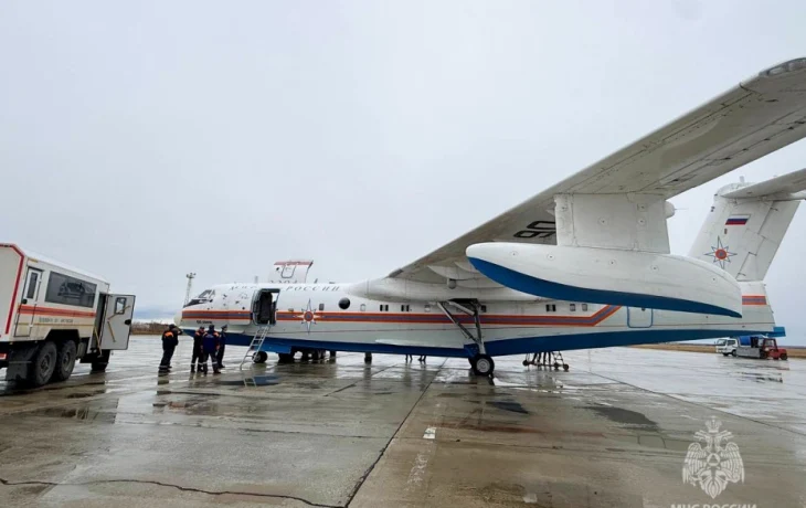 Паводок: Бе-200 со спасателями прибыл из Хабаровска