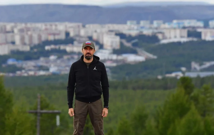 Глава Нерюнгринского района Роман Щегельняк подписал контракт и направляется в зону СВО