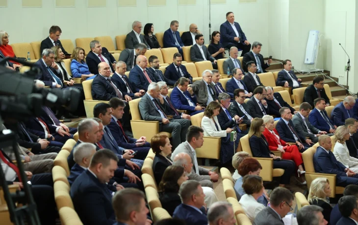 Поддержка участников СВО, семей с детьми, пенсионеров: &laquo;Единая Россия&raquo; подвела итоги работы фракции в весеннюю сессию Госдумы