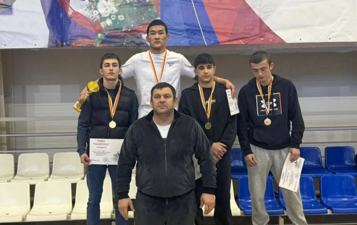 Вольная борьба: Якутянин стал чемпионом первенства Северной Осетии