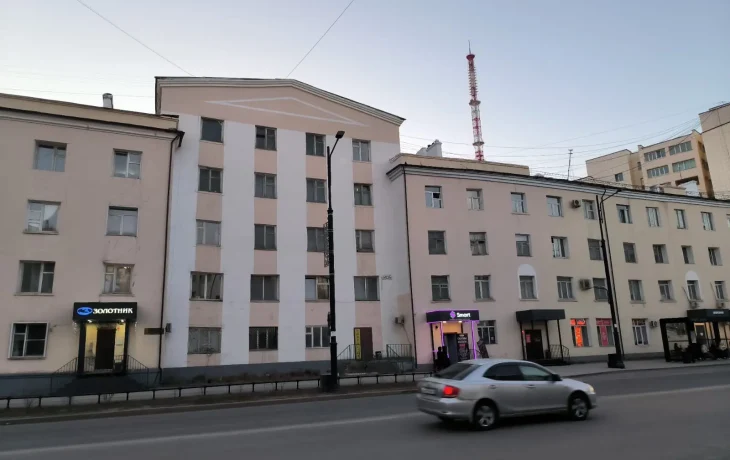&laquo;В год 85-летия нас выгоняют&raquo;: Союз художников Якутии попросили освободить 15 мастерских