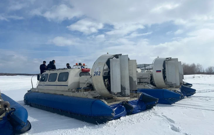 Из Якутска в Нижний Бестях курсируют около 20 судов на воздушной подушке