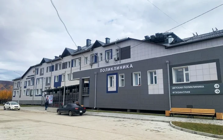 Строительство восьми крупных медицинских объектов продолжается в Якутии