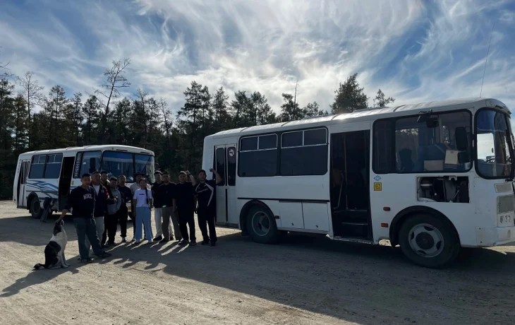 Участники &laquo;Молодежного десанта&raquo; выехали в Сунтарский район с добровольческой миссией
