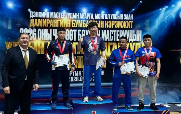 Якутский борец стал победителем турнира среди ветеранов в Монголии