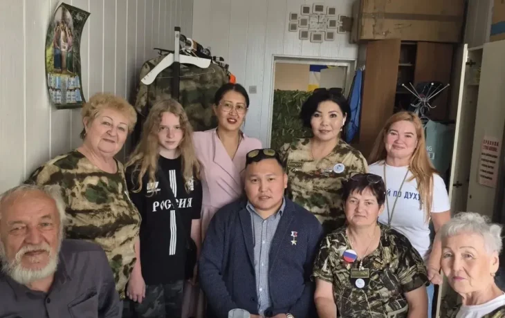 Герой России Родимир Максимов встретился с волонтерами Мирного