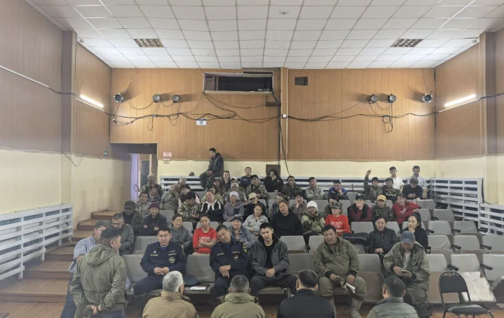 Власти Якутии подсчитают ущерб от паводка в Оймяконе и приступят к восстановлению
