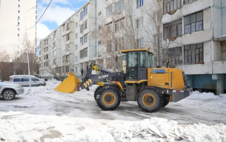 Мэрия Якутска отчиталась о вывозе с начала саночистки более 485 тысяч кубометров снега