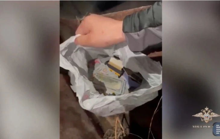 Школьник и студент помогли мошенникам похитить более 6 млн рублей и ювелирку из сейфа в Якутске