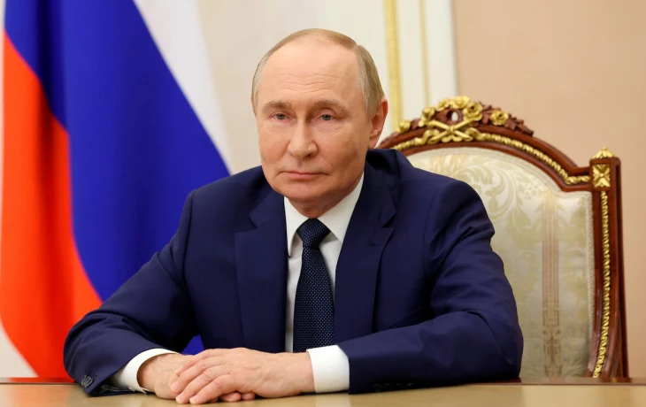 Путин поздравил РГО, отметив колоссальный вклад организации в лидерство России