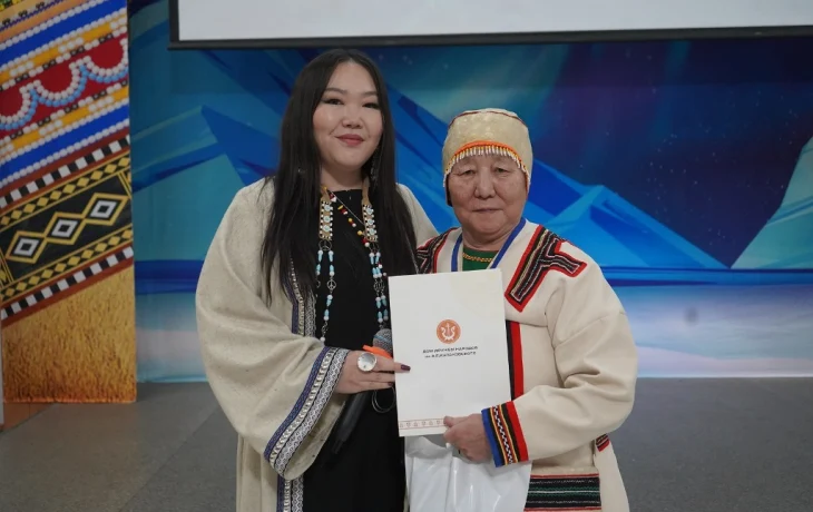 Эвенская поэзия и музыка объединили поколения в Якутске