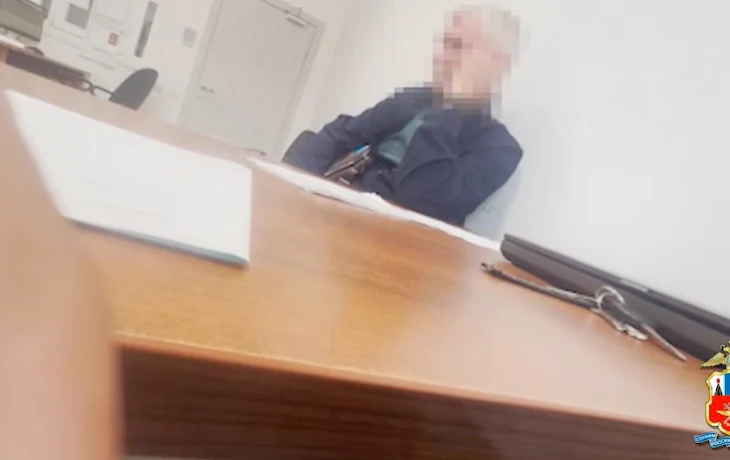 В Якутии возбуждено уголовное дело по факту попытки дачи взятки сотруднику транспортной полиции