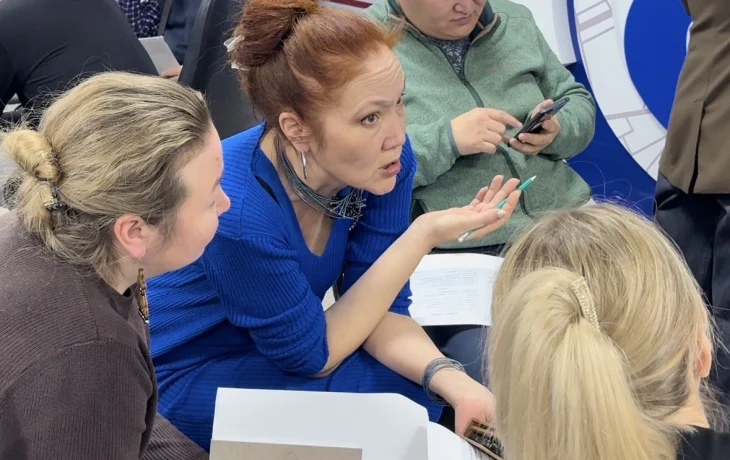 Окружная администрация города Якутска провела стратегическую сессию с управляющими компаниями