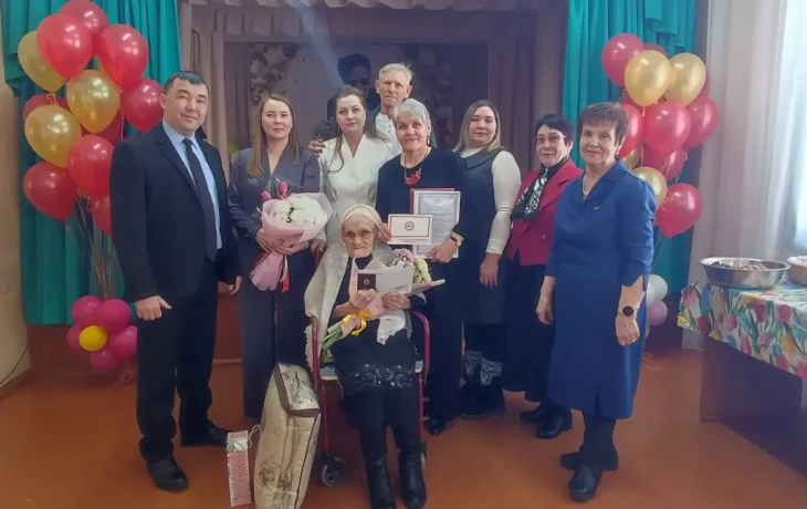 100-летний юбилей отметила жительница Олекминского района Якутии Екатерина Спасская