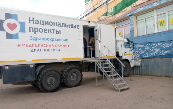 Передвижной медкомплекс совершил 80 выездов в села Верхневилюйского района