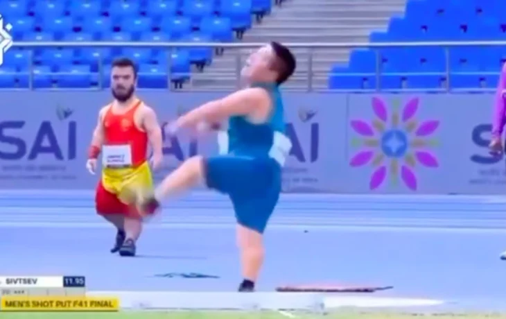 Глава Якутии поздравил Айаала Сивцева, завоевавшего бронзу чемпионата мира