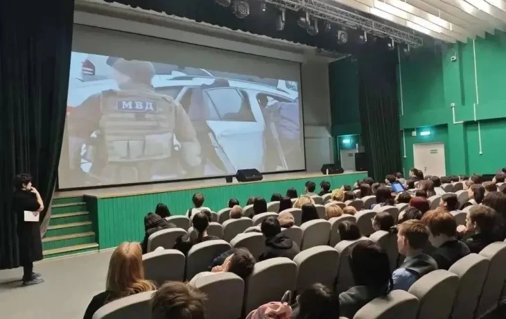 В Якутии полиция изъяла около 1 кг наркотиков во время акции &laquo;Сообщи, где торгуют смертью&raquo;