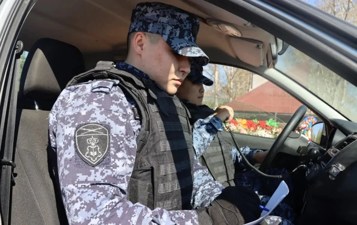В Среднеколымске с участием росгвардейцев раскрыта кража телефона и банковской карты
