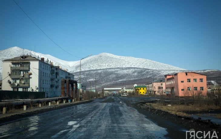 Дорогие авиаперелеты и доставка продуктов: в Якутске обсудили, что волнует жителей Арктики
