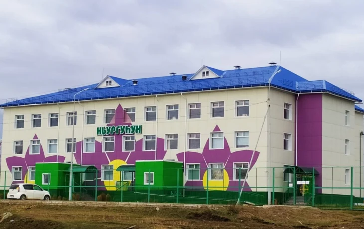 Сунтаарга &laquo;Ньургуһун&raquo; уһуйаан судаарыстыба уонна чааһынай тутуу бииргэ үлэлээһинин бастыҥ холобура