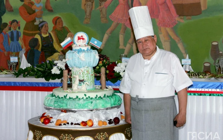 Мастеру якутской национальной кухни Иннокентию Тарбахову исполнилось 82 года