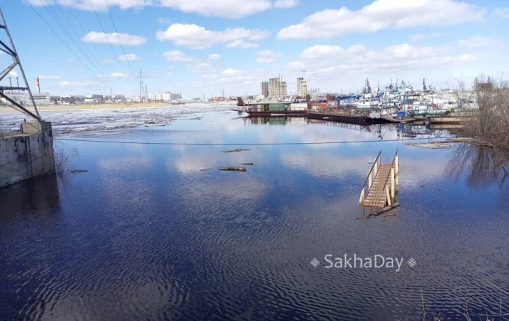 По всей территории городского округа Якутск идет густой ледоход, уровни воды не превышают норму