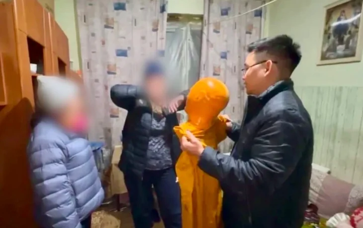 Застолье с ножом: в Якутске женщину арестовали за убийство сожителя ударом в спину