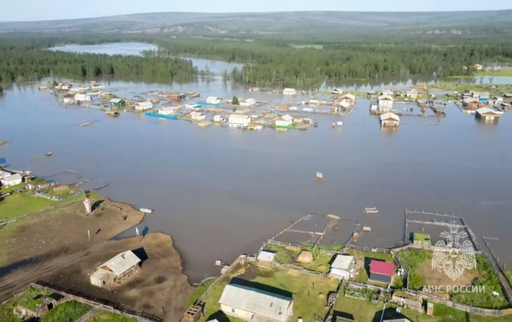 В Верхоянье Якутии продолжают следить за ростом уровня воды на реке Яна