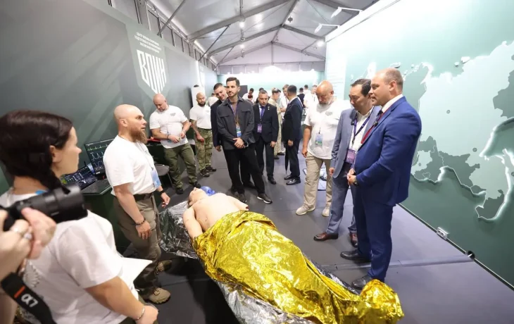 Айсен Николаев ознакомился с работой военно-спортивного городка Центра &laquo;ВОИН&raquo;