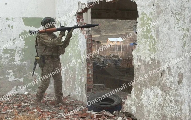 Контртеррористические учения прошли на военном объекте в Якутске
