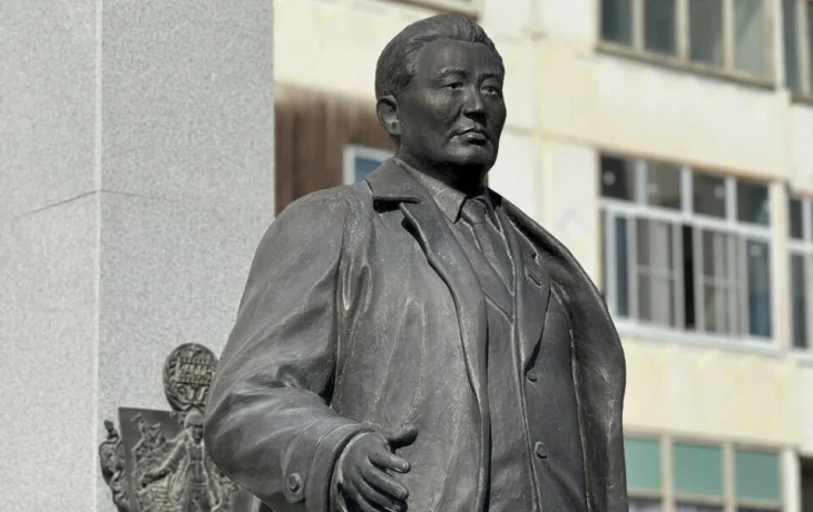 &laquo;Он заложил фундамент современной Якутии&raquo;: в республике почтили память Семёна Борисова
