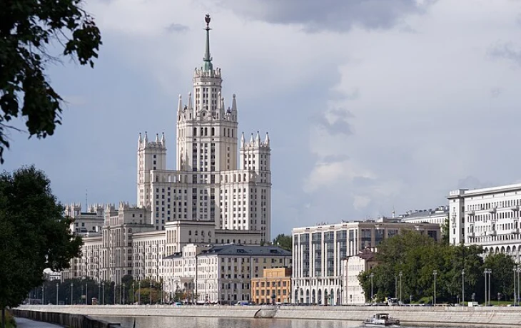Закулисье богемы: дом, где жили Фаина Раневская и Андрей Миронов, Любовь Орлова и Владимир Зельдин, &mdash; свидетель странных гримасс социализма