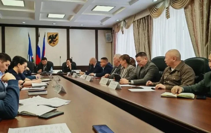В Якутске обсудили принятие мер к юрлицам за нарушение правил продажи алкогольной продукции