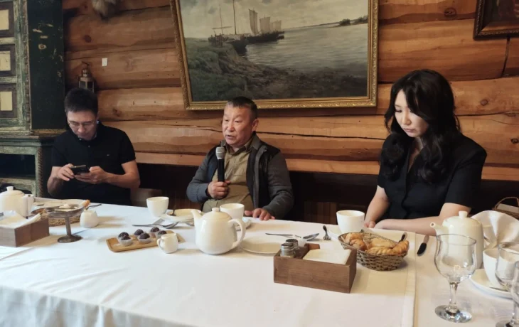 Автобусы, канализация, &laquo;гнилые зубы&raquo; и лицо Якутска: глава города ответил на вопросы журналистов