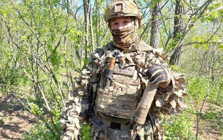 Помогают охотничьи навыки: снайпер из Якутии рассказал, как удерживал ВСУ в близком контакте