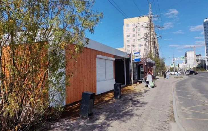 В Якутске установили ещё одну тёплую остановку у Крестьянского рынка