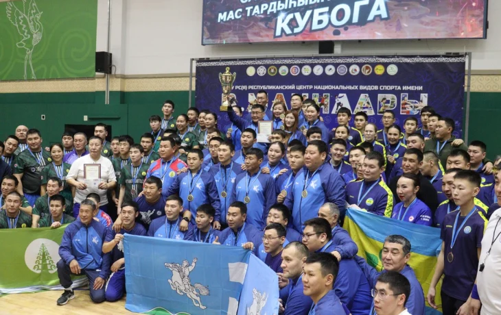 Мегино-Кангаласский и Амгинский улусы победили на Кубке Федерации по мас-рестлингу