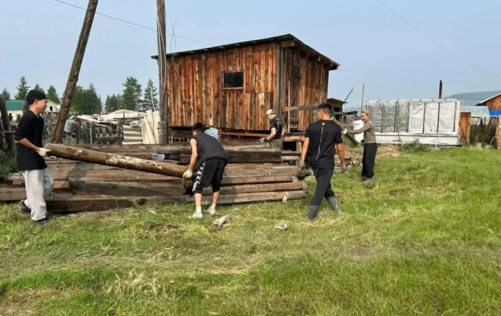 От ремонта домов до заготовки кормов: в Якутии устраняют последствия паводка