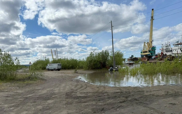 В Абыйском районе Якутии подтоплены дворы &mdash; силы МЧС приведены в готовность