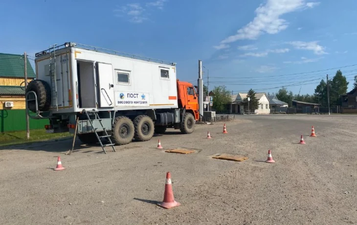 На региональных дорогах Якутии в весенний период введут ограничения по весу транспорта