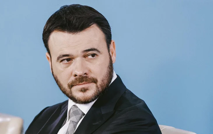 Дворец Эмина Агаларова: как живет один из самых состоятельных певцов России