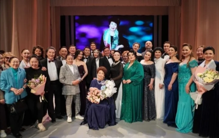 Все для тебя: Народная артистка Якутии Мария Николаева отметила 90-летие на сцене Театра оперы и балета РС(Я)