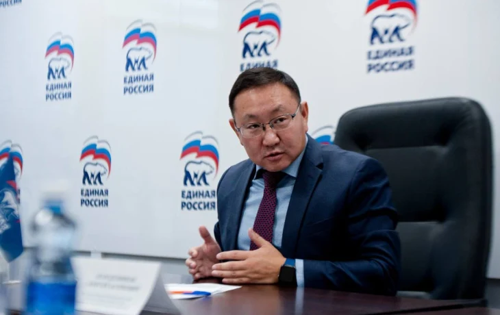 Алексей Колодезников отметил газификацию 10,8 тыс. домов в отчете правительства Якутии