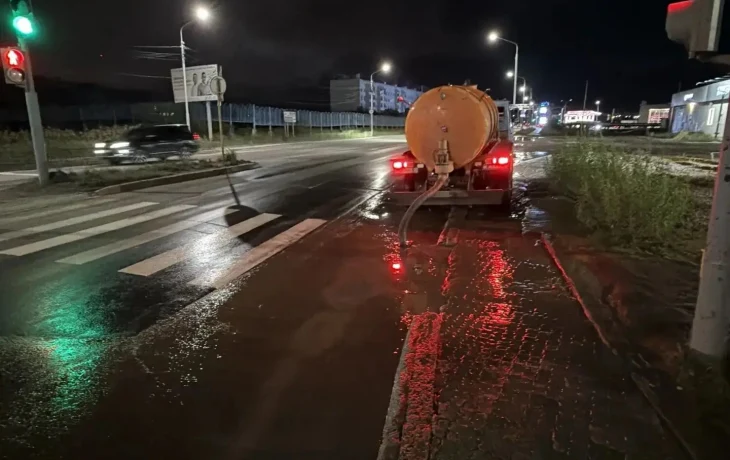В Якутске за сутки откачали более 5 тысяч кубометров дождевой воды