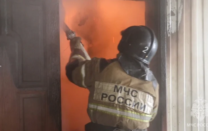 Два пожара в домах ликвидировали ночью 10 мая
