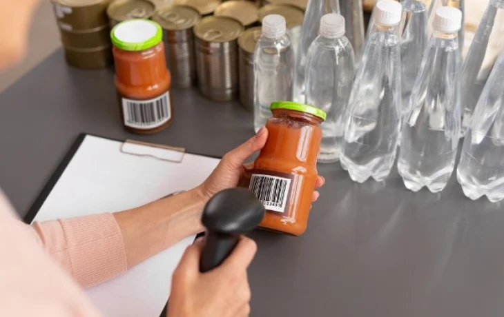 В одном из магазинов села Ытык-Кюель Таттинского улуса продавали продукты питания с истекшим сроком годности