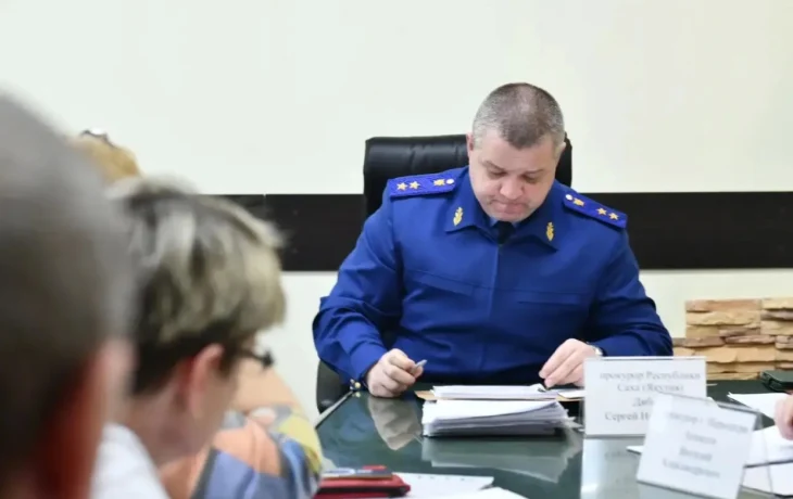 В Нерюнгри после вмешательства прокурора родителям вернули деньги за незаконные платные занятия в спортшколе